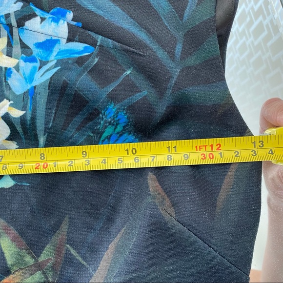 🇬🇧 Ted Baker Twilight Floral Fitted Dress, Size 0 - Picture 9 of 13